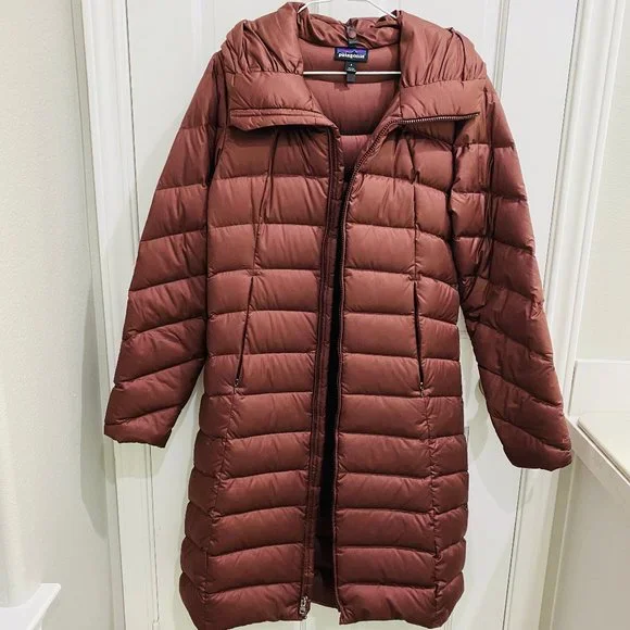 Patagonia Downtown Down Parka Jacket - Picture 2 of 13